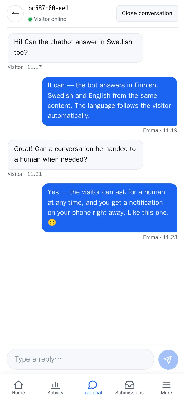 Gosoft Connect portal’s live chat on a phone — an agent replying to a visitor in the mobile conversation view