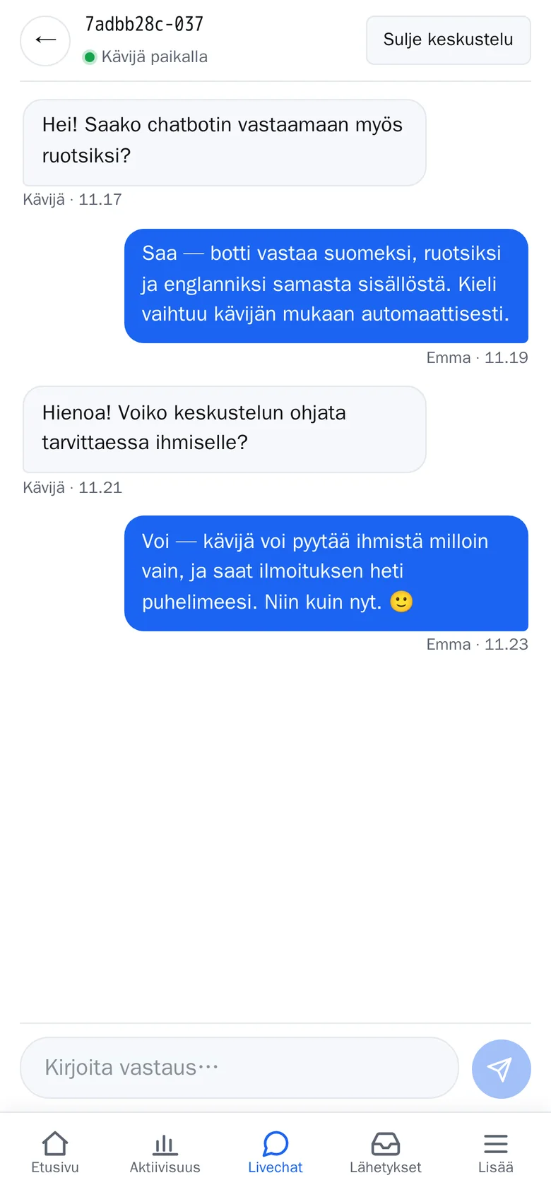 Gosoft Connect -portaalin livechat puhelimessa — agentti vastaa kävijälle mobiilikeskustelunäkymässä